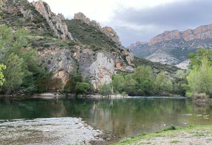 Номер Стандарт, Hostal Casiano Camarasa