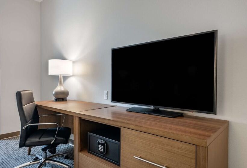 Люкс, Comfort Suites Stuarthutchinson Island