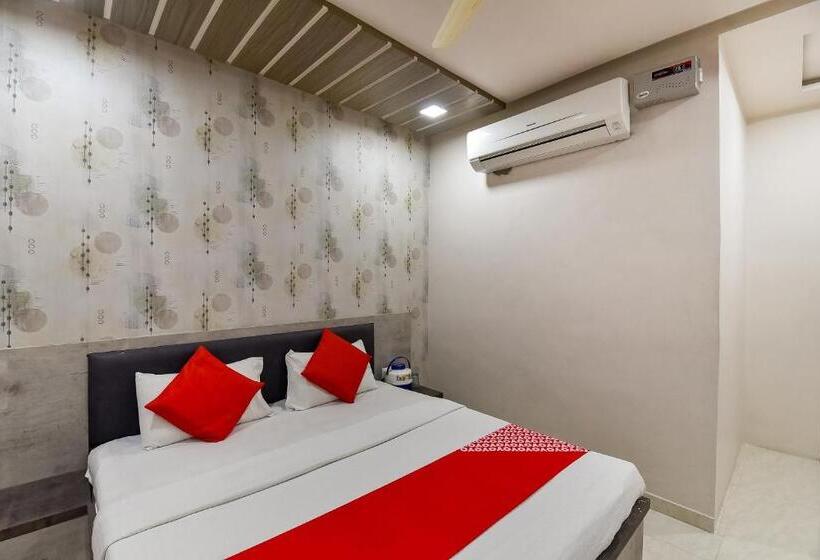三人经典房间, Super Hotel O Jagmohan