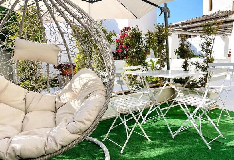 اتاق استاندارد با چشم‌انداز باغ, Ideal Rooms