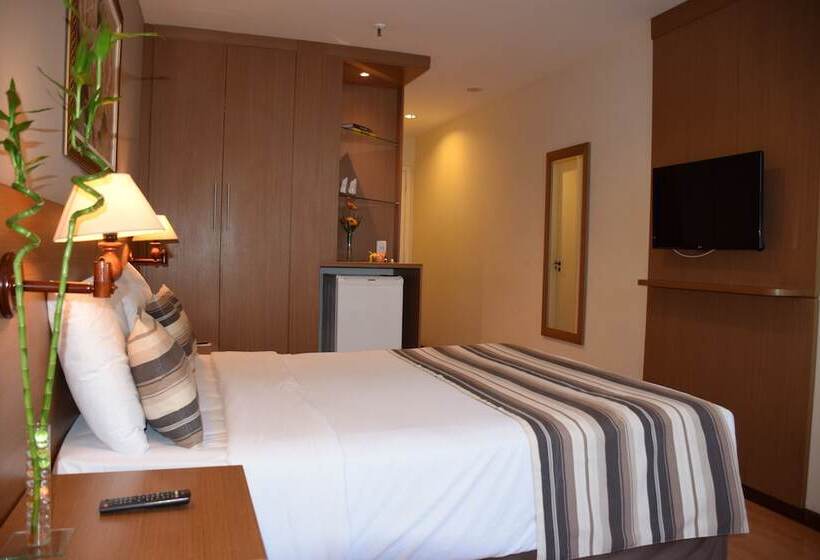 Quarto Estandar, Augusto S Copacabana