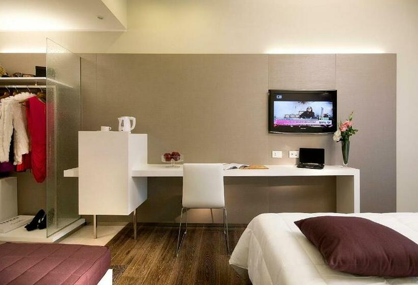 Superior Room with Terrace, Isola Sacra