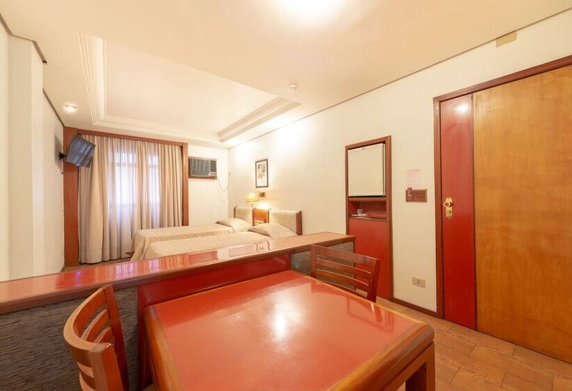 Quarto Estandar, Real Castilha