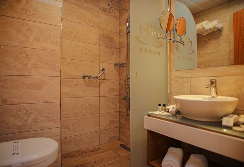 패밀리 스위트, Emin Koçak Termal & Spa   Convention Center