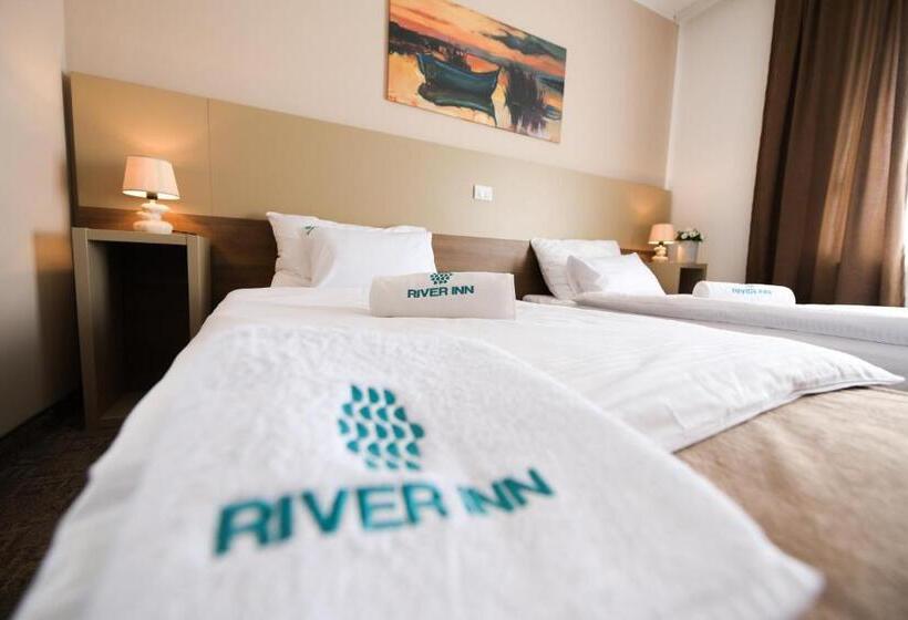 اتاق استاندارد, River Inn