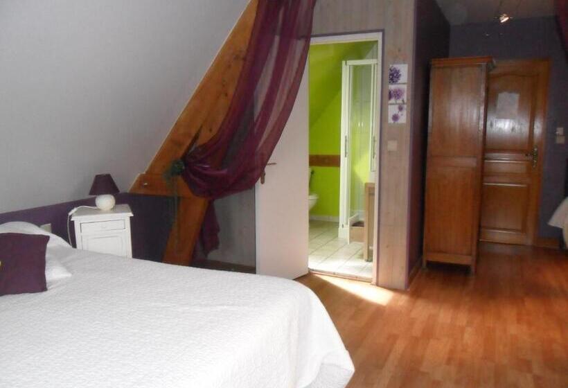 Трехместный Номер Стандарт Вид на Сад, Chambre Du Panorama