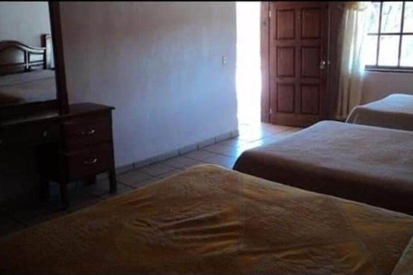 标准三人间, Cabañas De Lolita En Barrancas Del Cobre