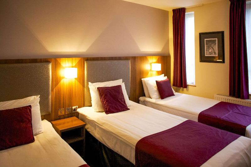Номер Стандарт Трехместный, Quality Hotel Hampstead
