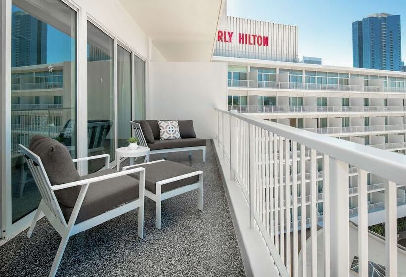 Студия Премиум, The Beverly Hilton