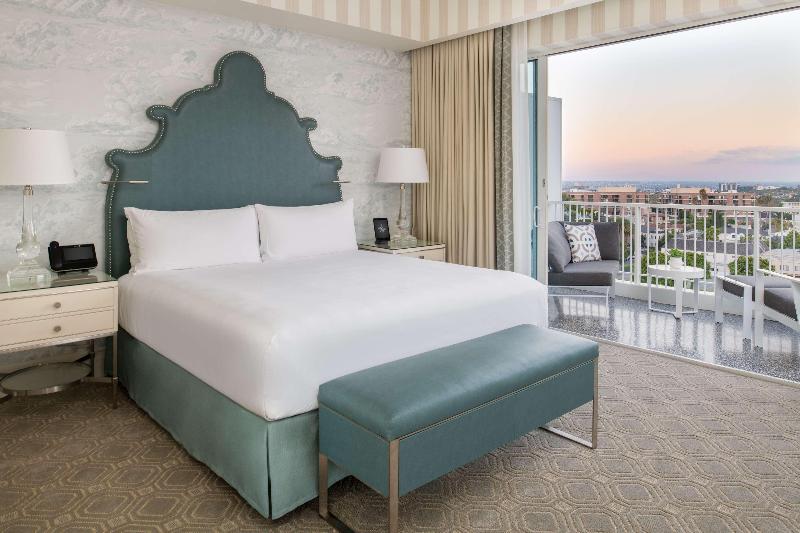 Люкс Повышенной Комфортности, The Beverly Hilton