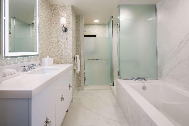 Студио Стандарт Кровать Кинг, The Beverly Hilton