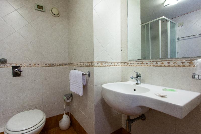 标准单人间, Villa D Amato