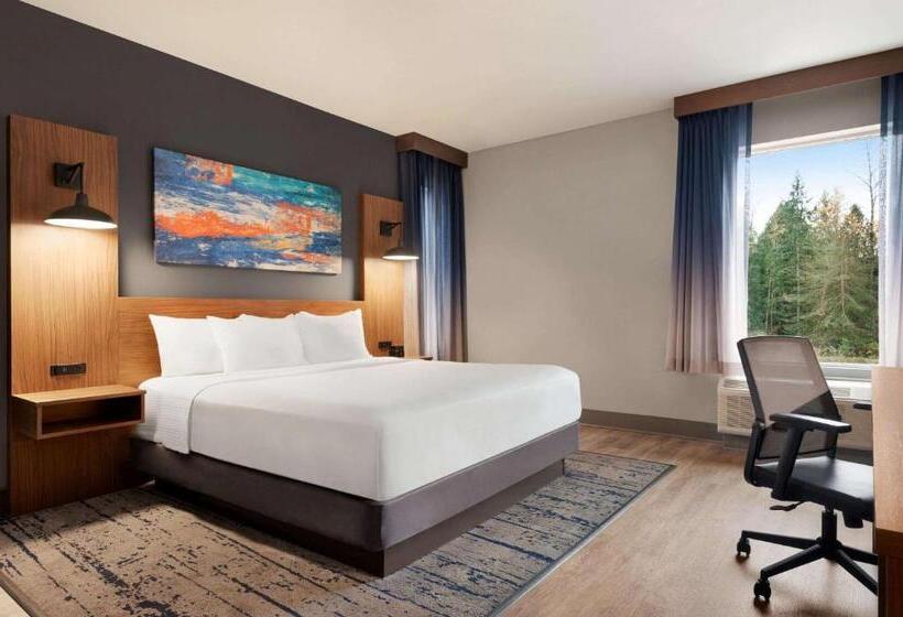 Люкс Кровать Кинг, La Quinta Inn & Suites By Wyndham Marysville