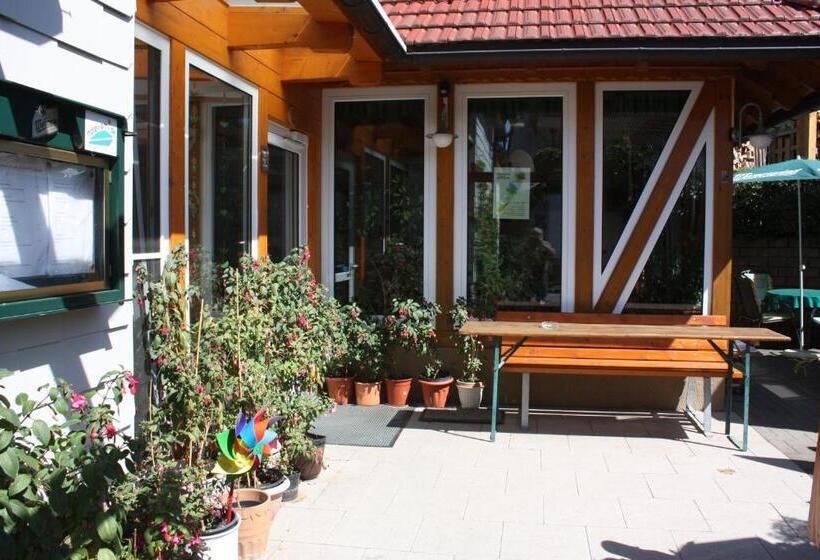 Номер Стандарт с Балконом, Cafe & Pension Carmen