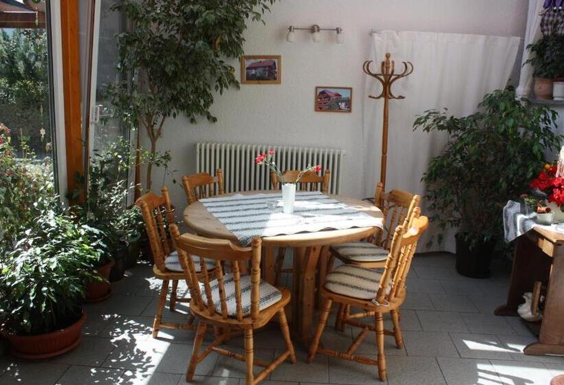 Номер Стандарт, Cafe & Pension Carmen