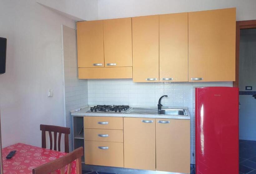 Apartamento 1 Dormitório com Terraço, Mareluna Ischia