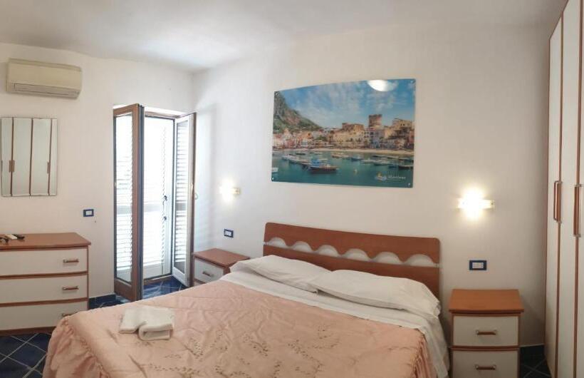 Apartamento 1 Dormitório com Terraço, Mareluna Ischia