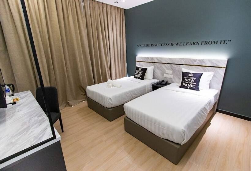 غرفة ديلوكس, 99 Sepang Klia