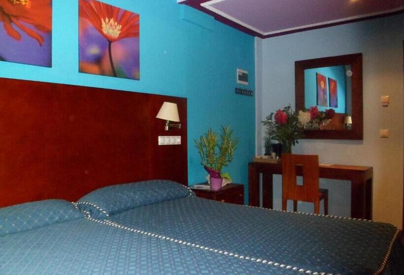 اتاق استاندارد چهار تخته, Auto Check In Hotel Las Nieves