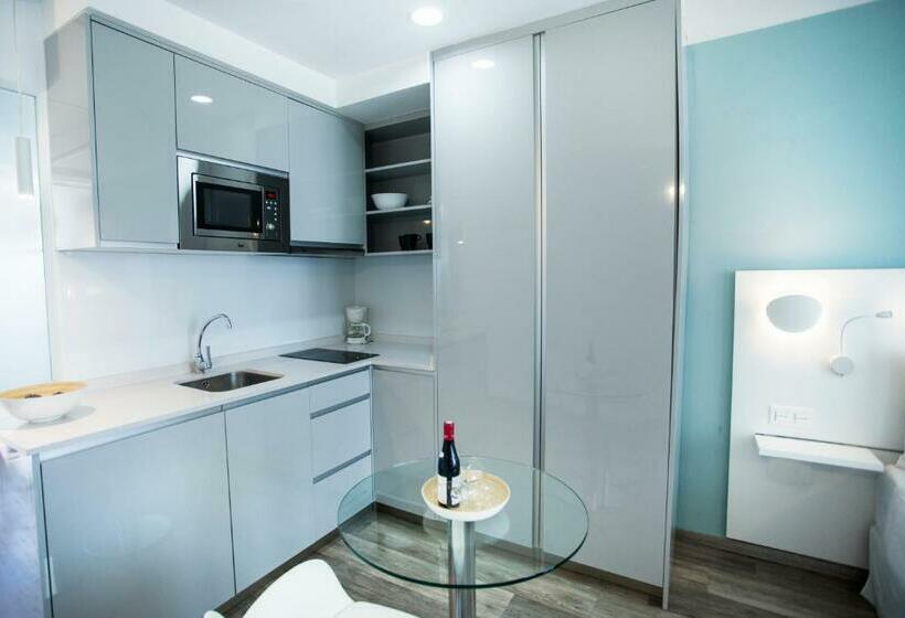 Полулюкс Вид на Море, Coral Ocean View - Adults Only