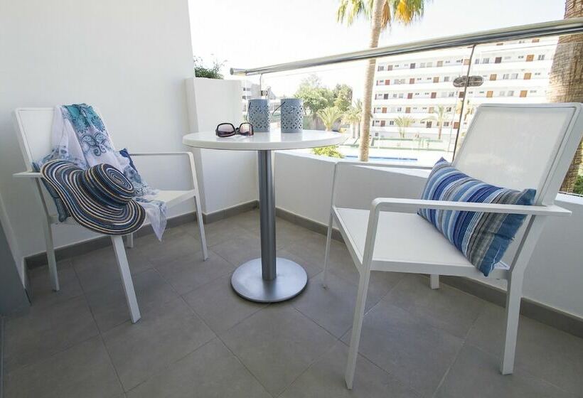 Люкс Вид на Море, Coral Ocean View - Adults Only