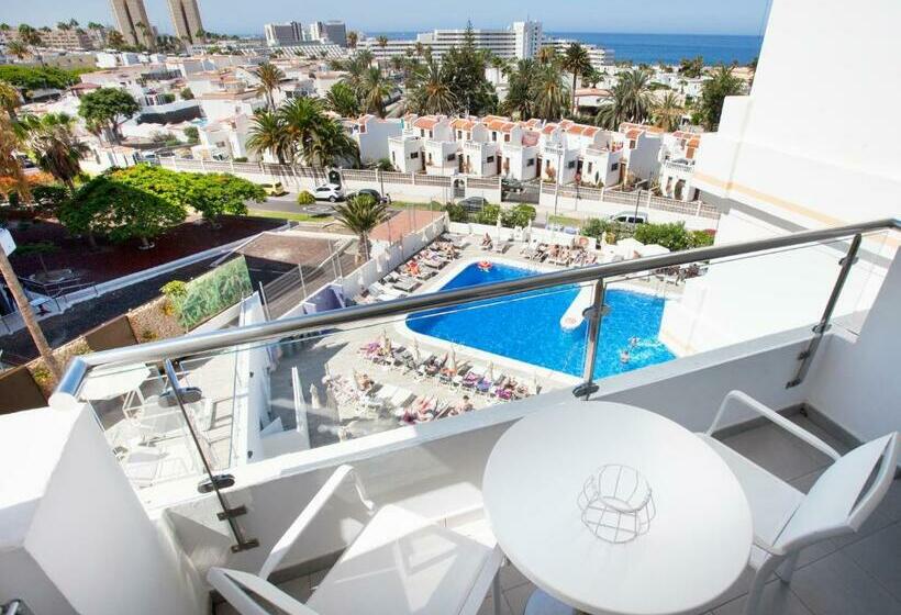 Полулюкс Вид на Бассейн, Coral Ocean View - Adults Only