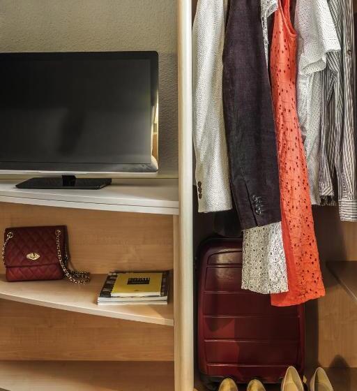 Номер Стандарт, Ibis Aalst