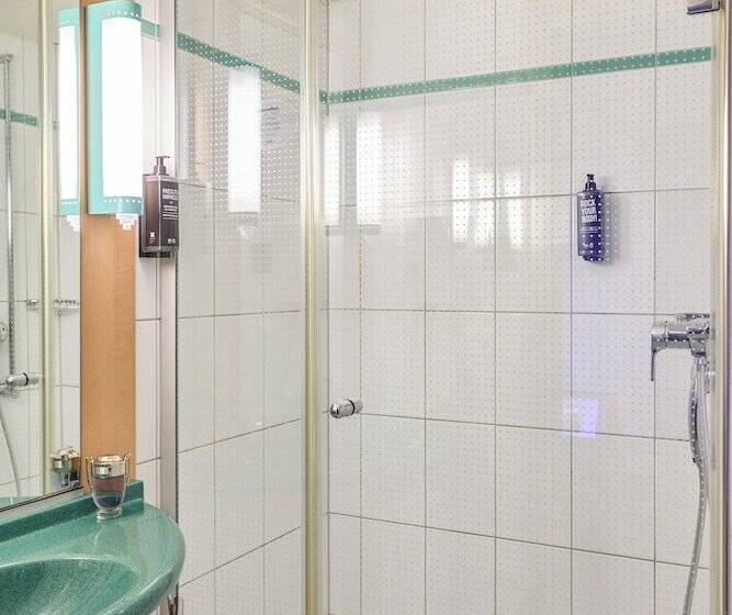 Номер Стандарт, Ibis Baar Zug