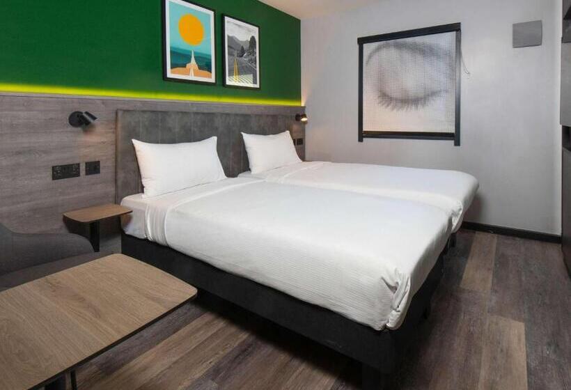 Номер Стандарт, Ibis Styles London Gatwick Airport