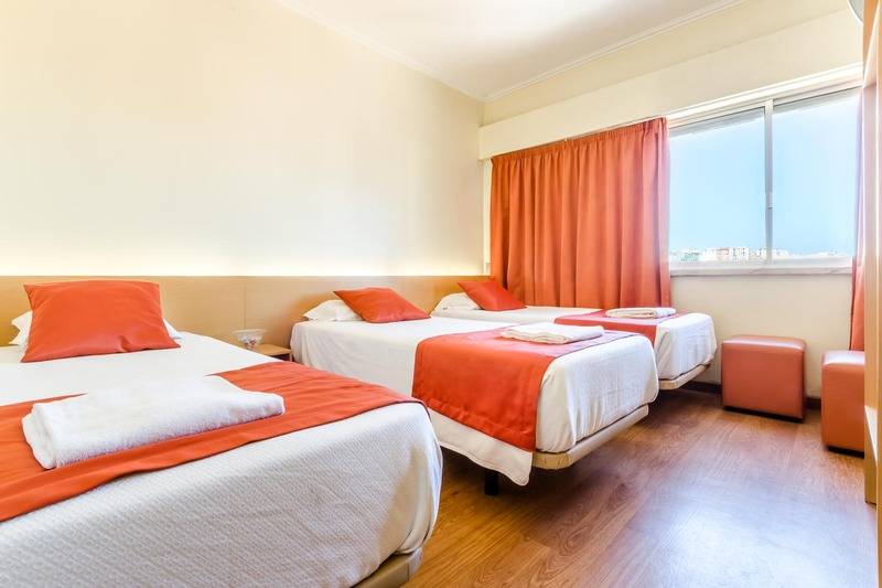 스탠다드 트리픔 룸 공동욕실, Residencial Jardim Da Amadora