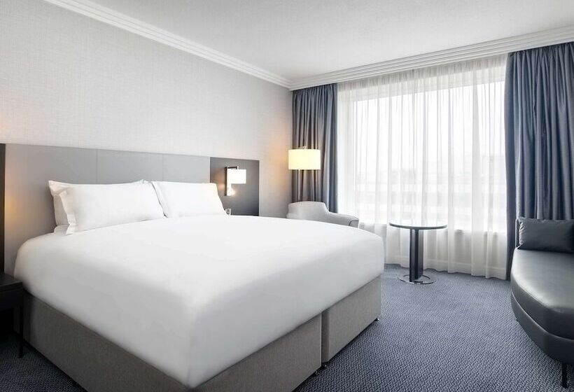 Номер Superior с Видом, Sofitel London Gatwick