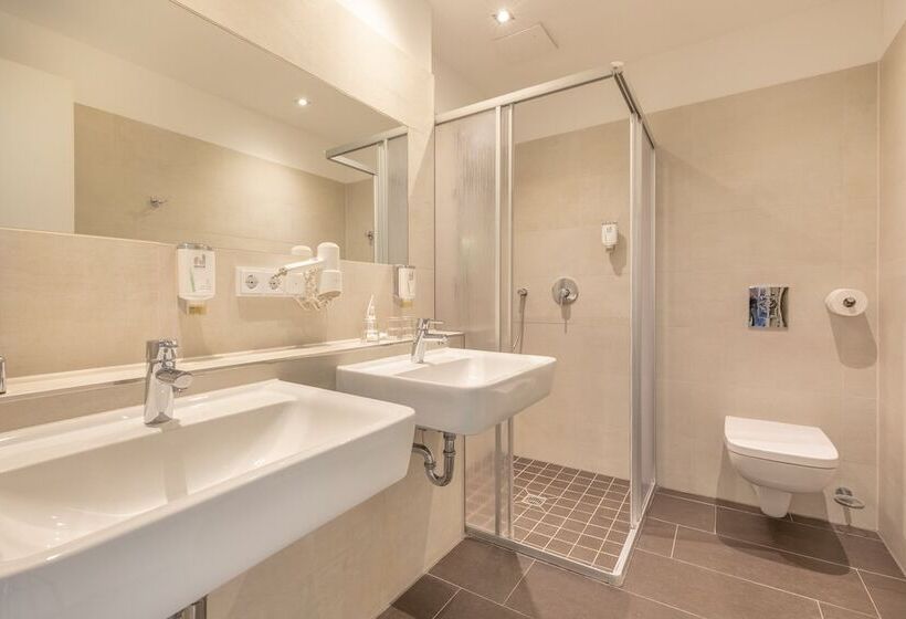 Quarto Estandar, Aldea Berlin Centrum