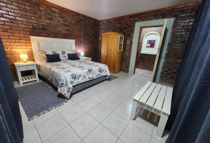 خانه 4 خوابه, Flamboyant Guesthouse
