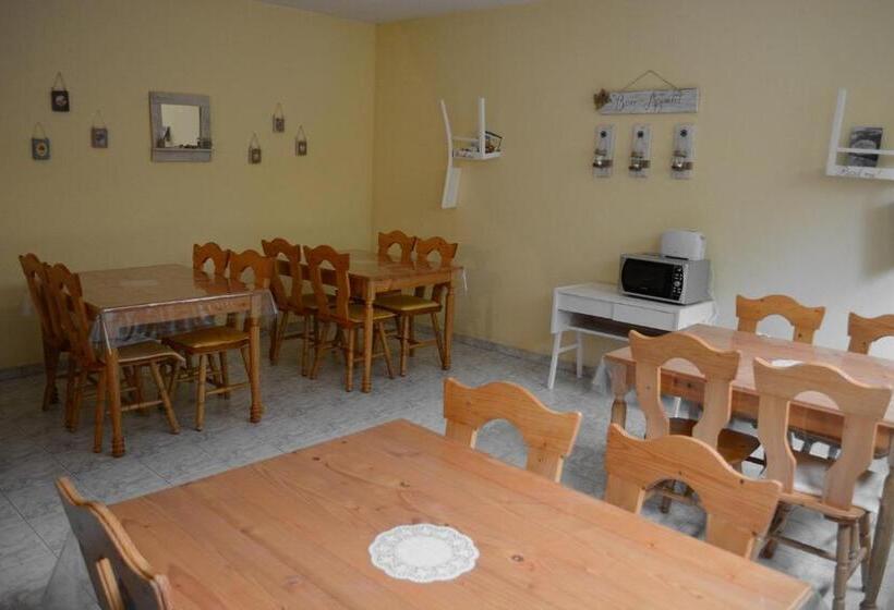 Студио Стандарт с Балконом, Jankó Apartman