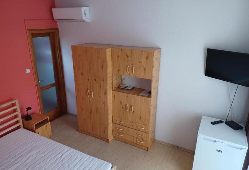Номер Стандарт, Jankó Apartman