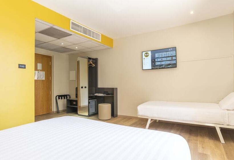 اتاق استاندارد سه نفره, B&b Hotel Roma Tuscolana San Giovanni
