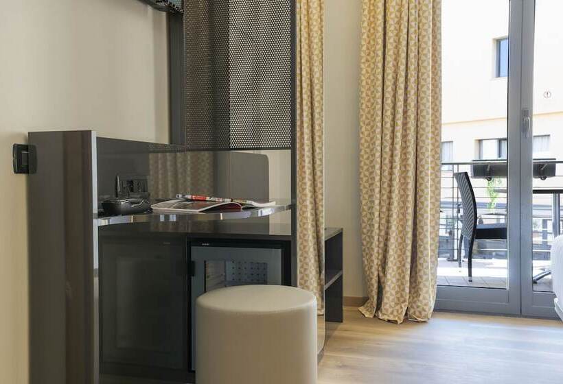 اتاق استاندارد با تراس, B&b Hotel Roma Tuscolana San Giovanni