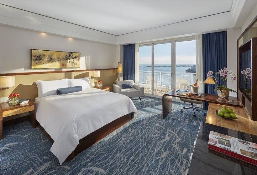 带观景的豪华间, Mandarin Oriental Miami