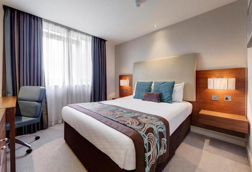 Номер Deluxe Вид на Сад, Thistle London Hyde Park Kensington Gardens