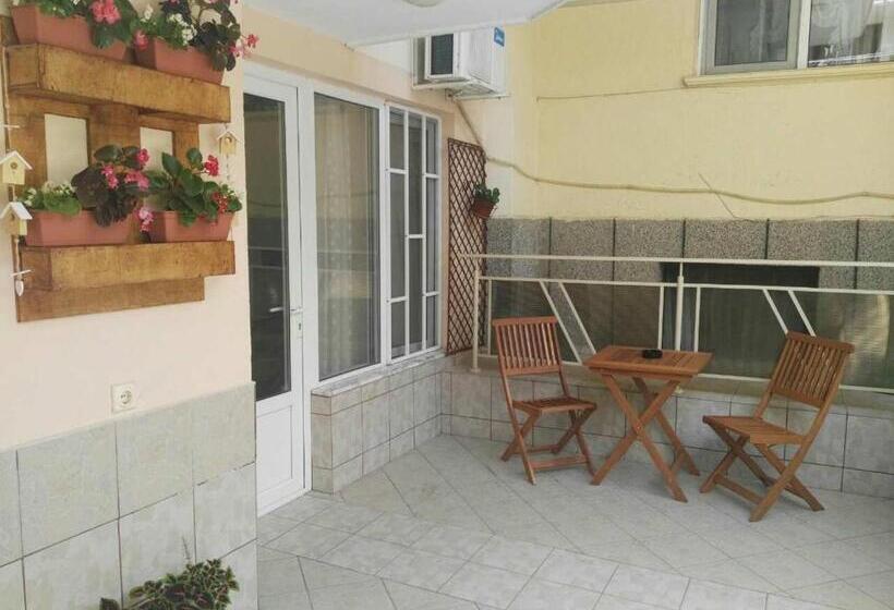 חדר דלוקס, Guest House Ofilovi