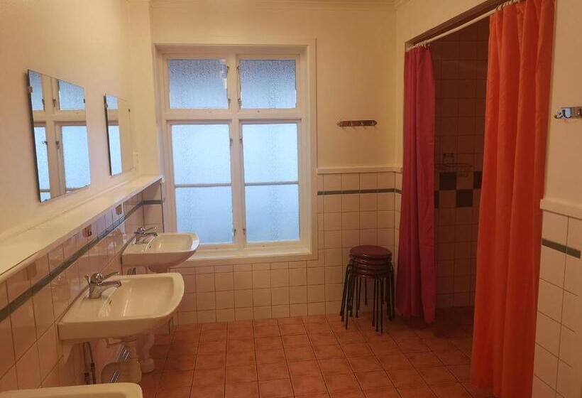 Номер Стандарт Четырехместный Совместный Санузел, Gustafsbergs Badhotell & Vandrarhem