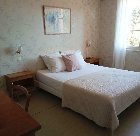 Номер Economy, L'auberge De Lugos
