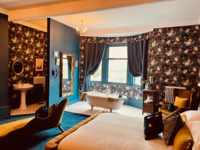 Номер Deluxe Кровать Кинг, The Tgl Suites