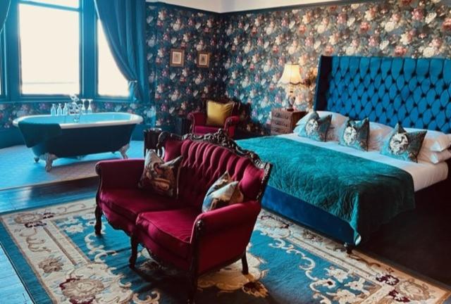 Люкс, The Tgl Suites