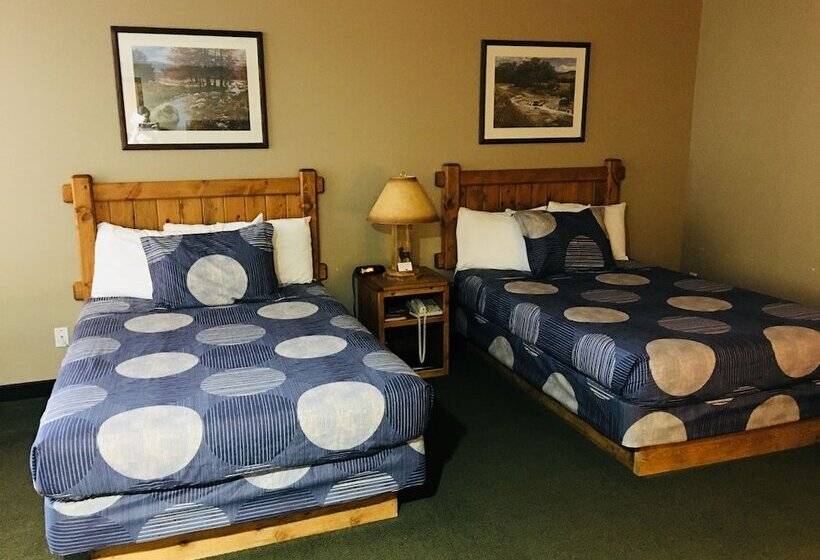 Семейный Номер Базовый, Boulder Creek Inn