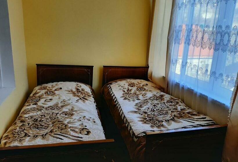 Семейный Номер, Anna B&b