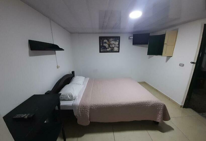 Номер Стандарт, Hospedaje El Jardín