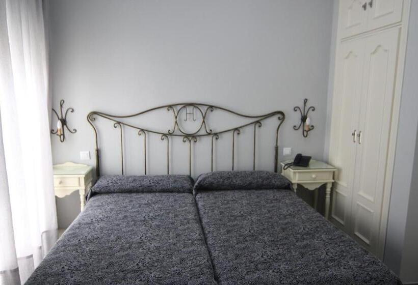 اتاق استاندارد, Hostal Roma