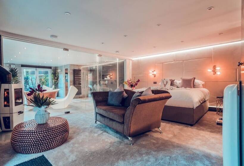 Люкс Повышенной Комфортности, Aphrodites Group