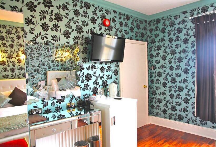 Номер Стандарт Трехместный, Crompton Guest House